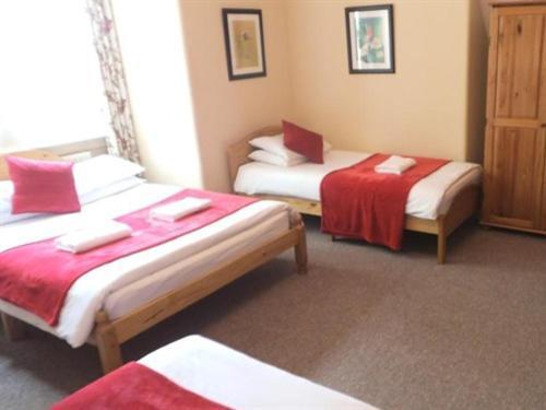 The Forester Ealing London Room photo